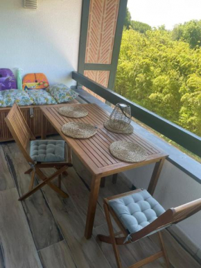 Cosy 21 M2 With Loggia Pool Near The Beach
